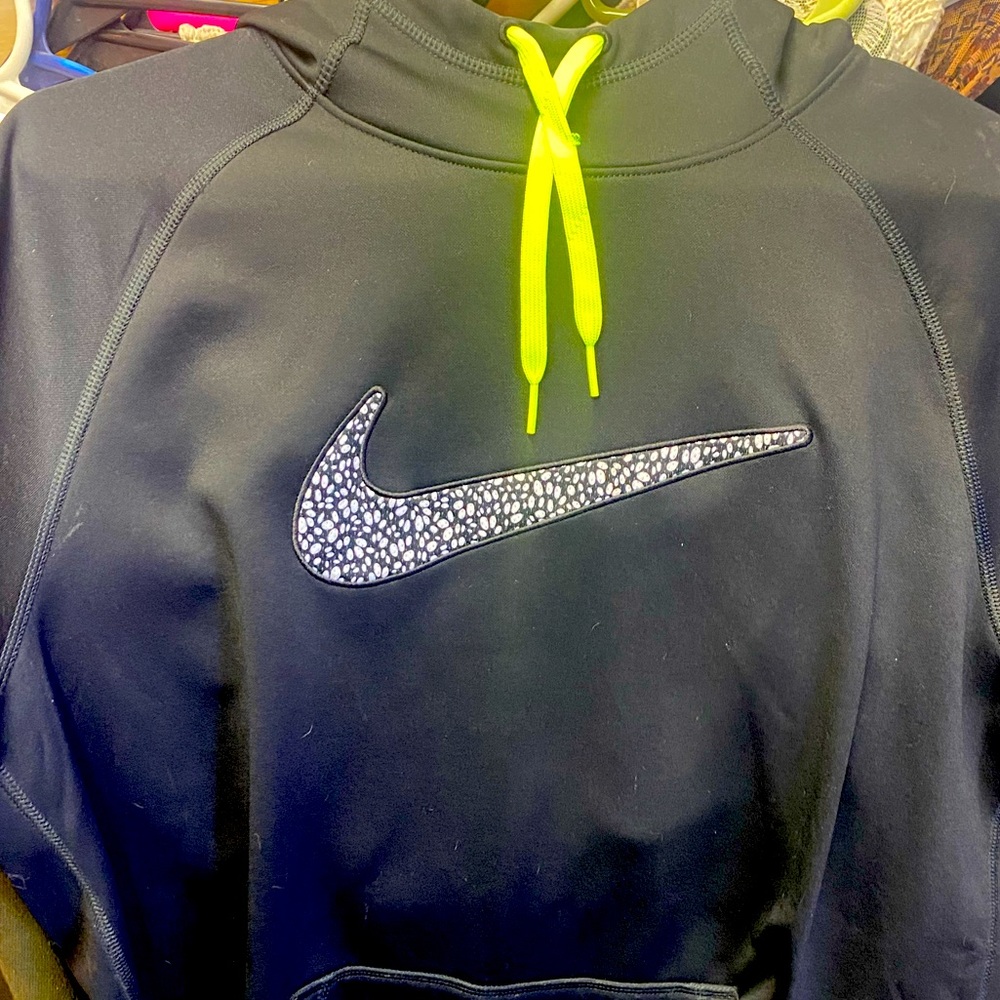 Nike Therma Fit Large Hoodie